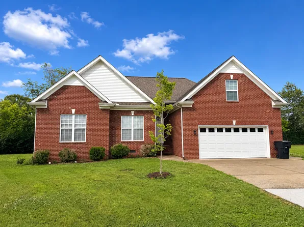 4517 Hammock Dr, Murfreesboro, TN 37128