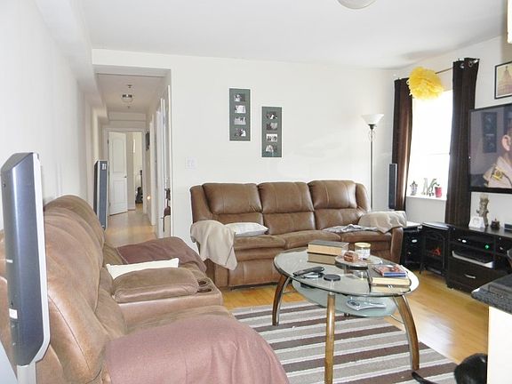 4th image of 70 S Munn Ave APT 304