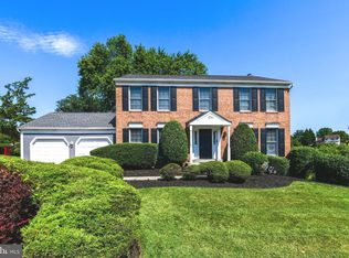 1216 Golf Course Dr, Bowie, MD 20721