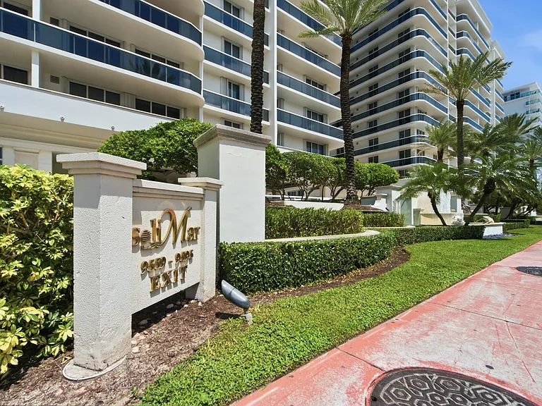 9595 Collins Ave #N10I — Photo 42