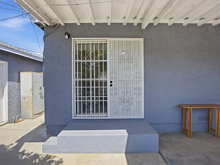 4701 Abbott Rd #B — Photo 4