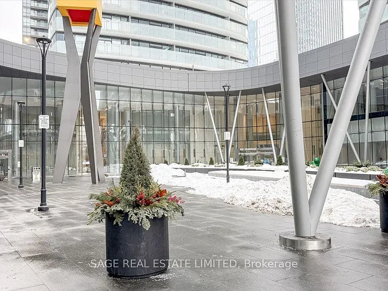 12 York St #3608 — Photo 2