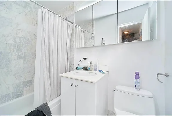 Rented by Living New York | media 30