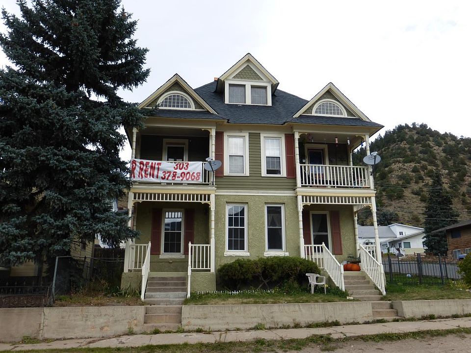 House exterior - overlooks downtown