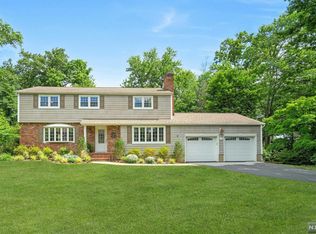 19 Colonial Heights Dr, Ramsey, NJ 07446