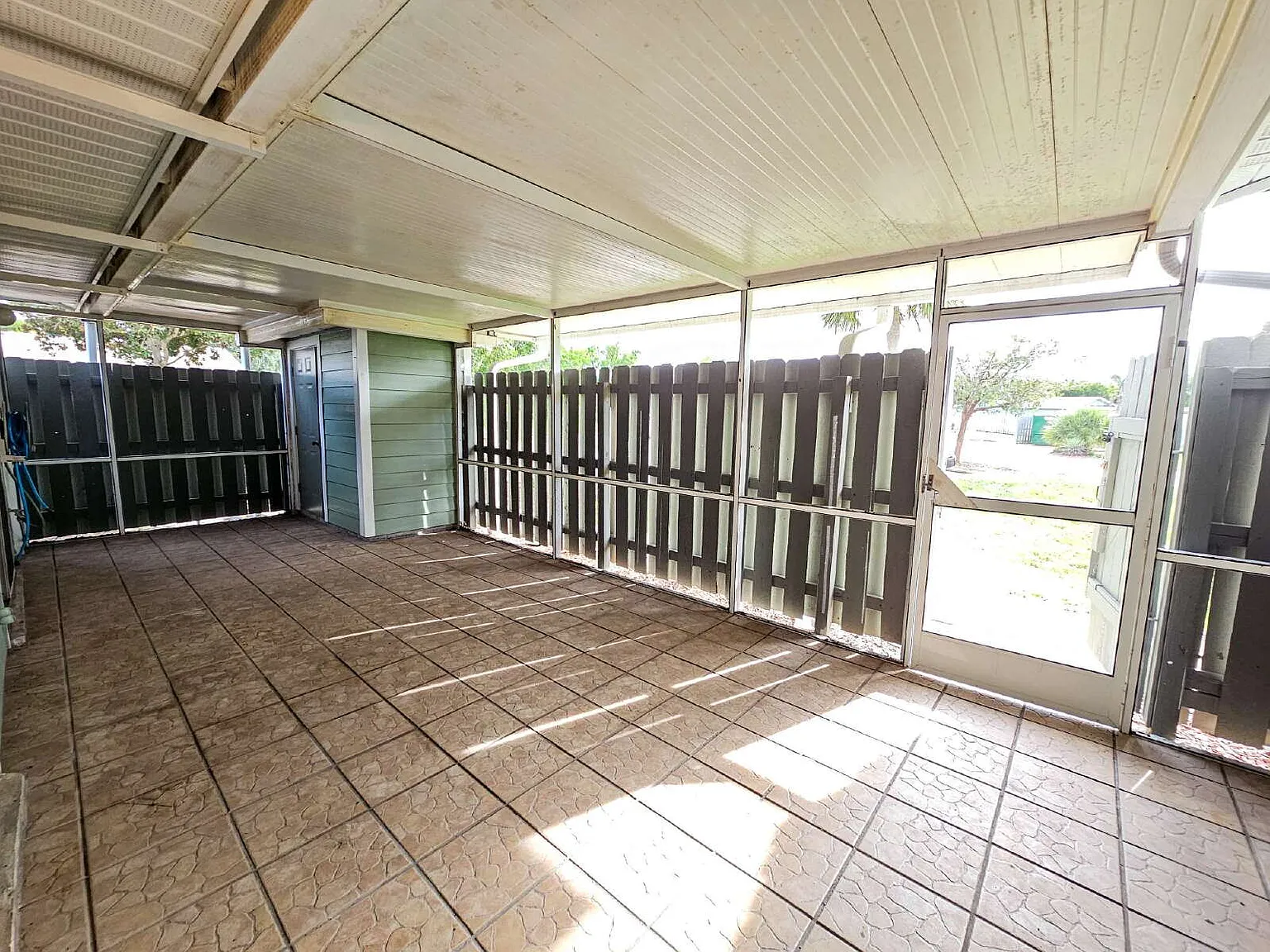 2 bed, 2.0 bath, 1067 sqft, $1,750 — Photo 4