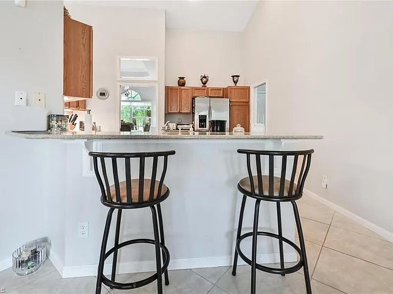 6545 Chestnut Cir — Photo 10
