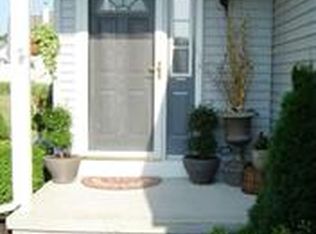 3 Justin Ct, Rensselaer, NY 12144