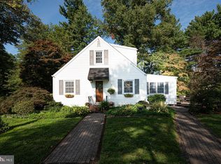 32 Old Possum Park Rd, Newark, DE 19711