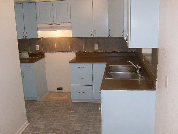 4th image of 38251 Church St