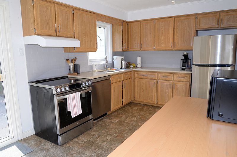 Peterborough Apartment for rent - 2 Bedrooms — photo 10