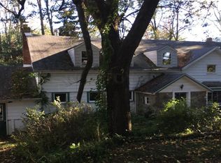 63 Cramer Rd, Poughkeepsie, NY 12603