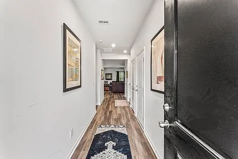 331 Fox Glen Dr — Photo 13