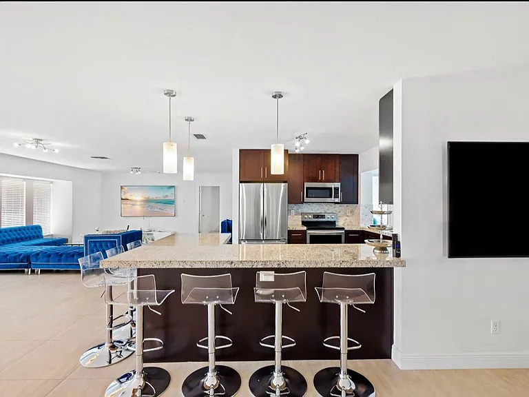 5921 SW 17th Ct #59212 — Photo 18
