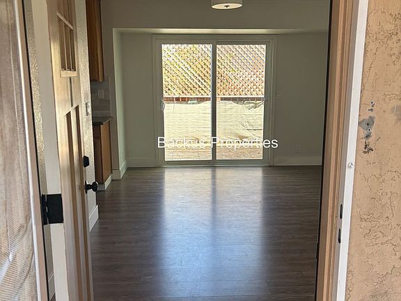 2nd image of 33 Deer St Unit 7