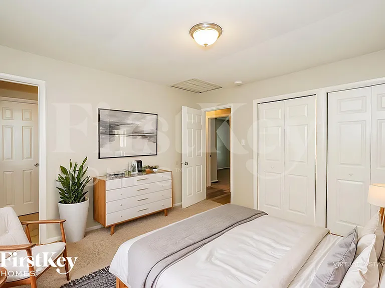 4200 Arlington Dr — Photo 10