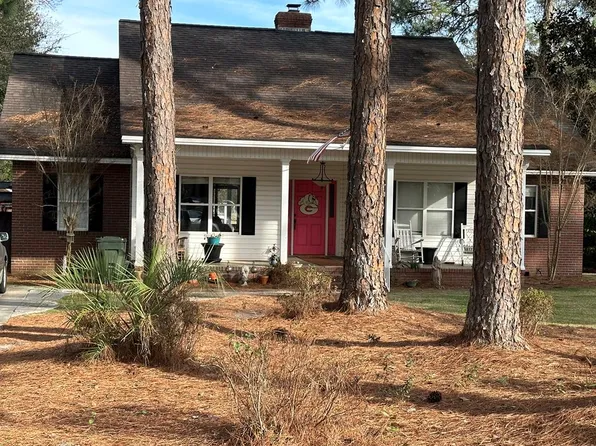 1837 4th St SE, Moultrie, GA 31768