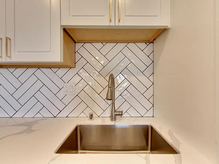 1500 Newlands Ave #206 — Photo 9
