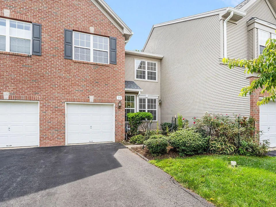 99 Warwick Rd
