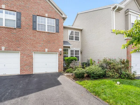 99 Warwick Rd, Princeton Junction, NJ 08550