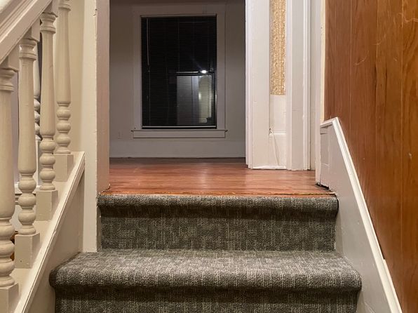 415 1/2 W C Ave #2