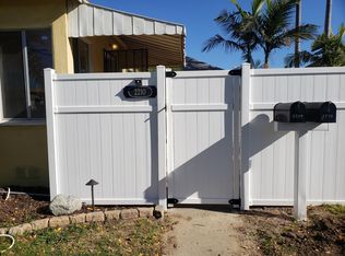 2210 Euclid Ave, Long Beach, CA 90815