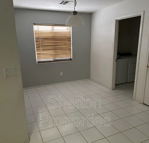 7391 W Solano Dr N — Photo 12