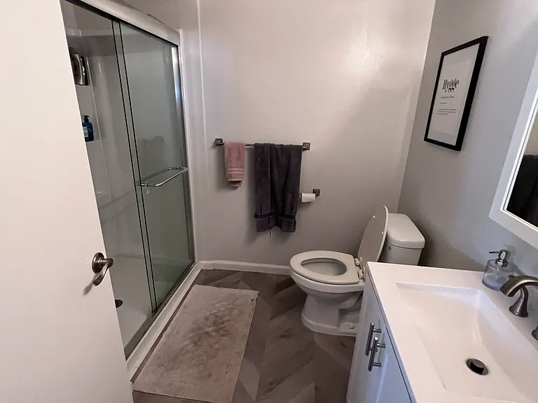 1021 Fountain St — Photo 13