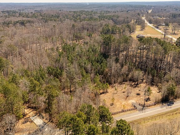 3rd image of 0 Hamlin Rd