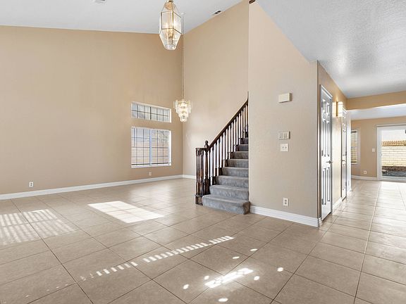 3rd image of 6580 Moonshadow Cir