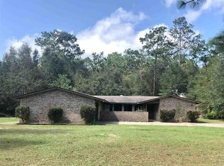 6347 Blueberry St, Milton, FL 32570