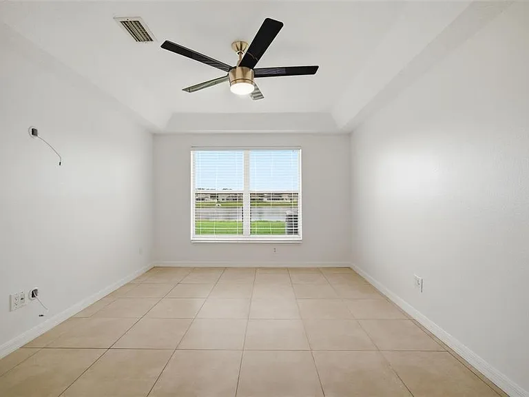 10604 Lakeside Vista Dr — Photo 14
