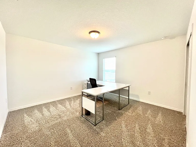 1462 Sea Glass Rd — Photo 2