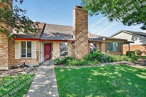 2031 Towngate Dr Photo 1
