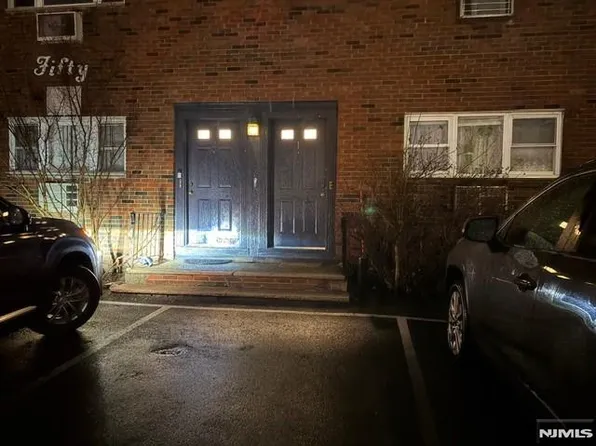 50 S Main St APT 2A, Lodi, NJ 07644