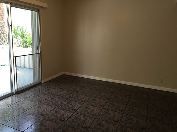 5th image of 2759 NE 15th St Unit 2759