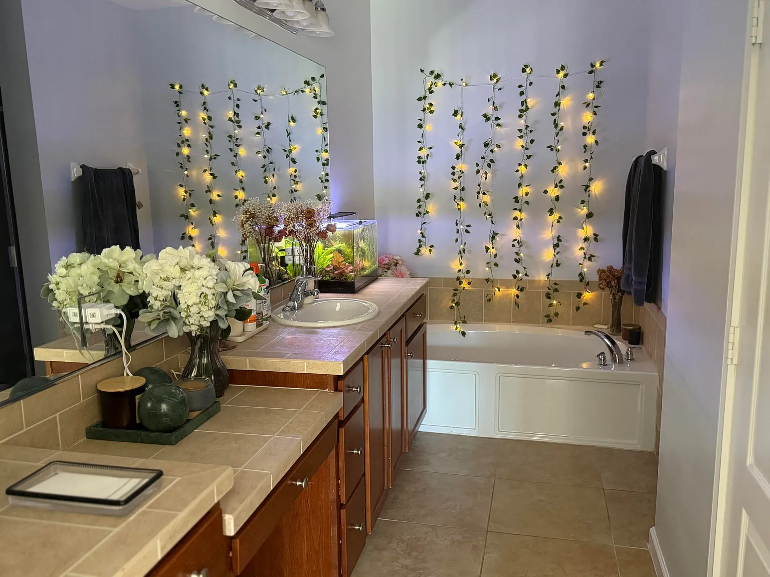 4 bed, 2.5 bath, 1958 sqft, $2,100 — Photo 4