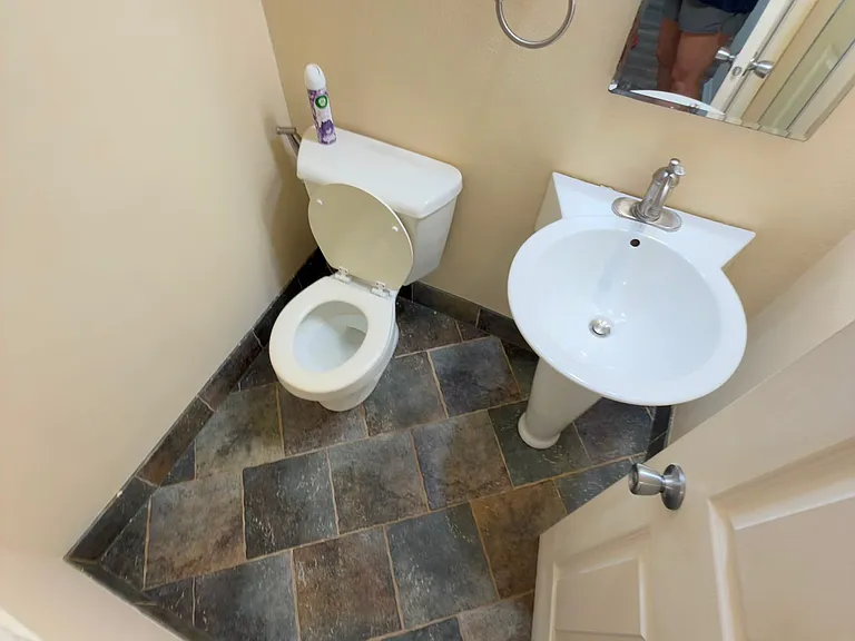 9616 W Bradley Rd — Photo 3