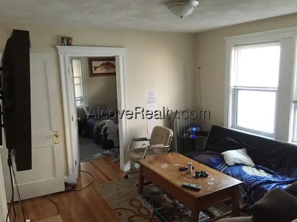 (undisclosed Address), Somerville, MA 02144