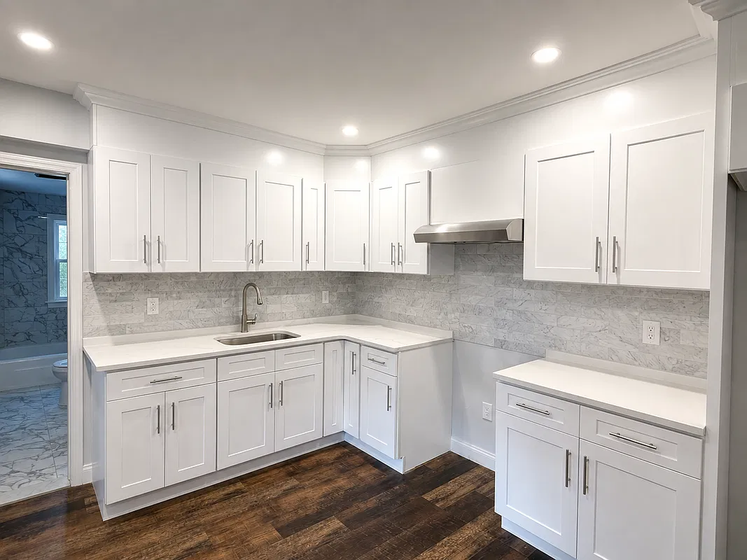 2 bed, 1.0 bath, 2806 sqft, $2,600 — Photo 1