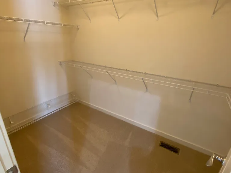 13940 Estuary Dr — Photo 16