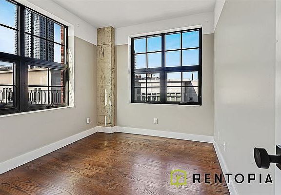 3rd image of 187 Kent Ave #615