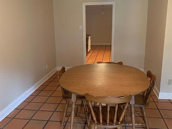 5th image of 10319 Vistadale Dr