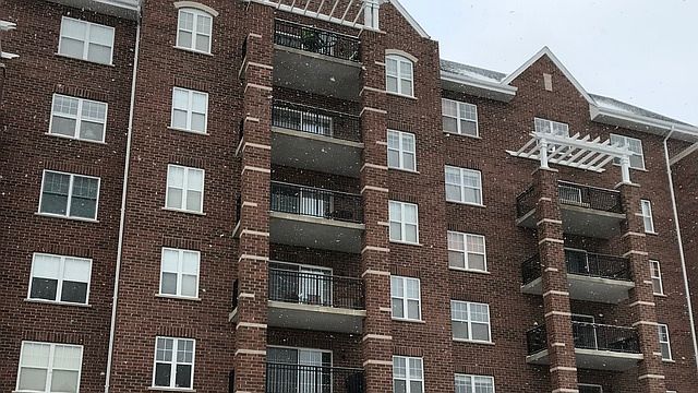 1st image of 390 W Mahogany Ct Unit 309