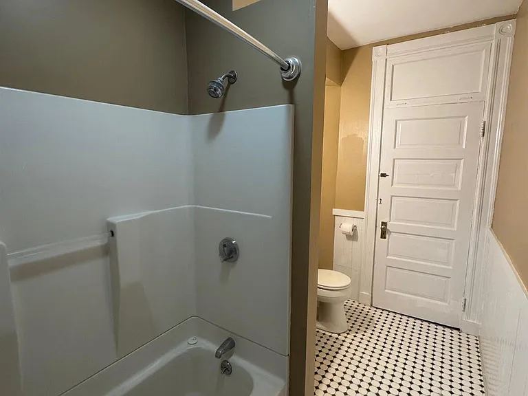 42 Calvin St #2L — Photo 8