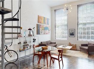 920 Poeyfarre St APT 216, New Orleans, LA 70130