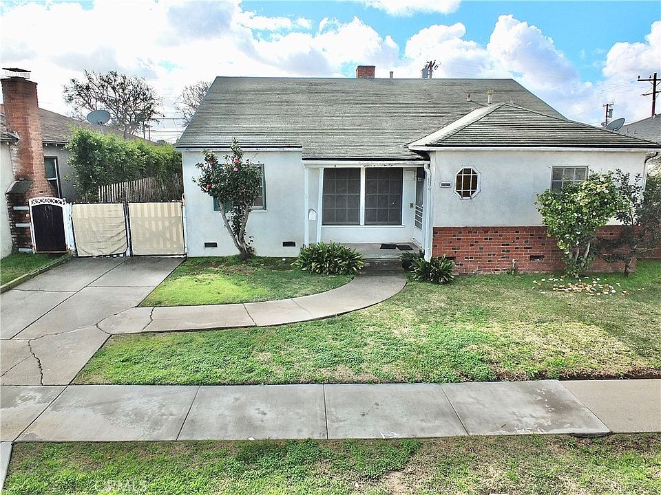 1st image of 2932 W 94th St