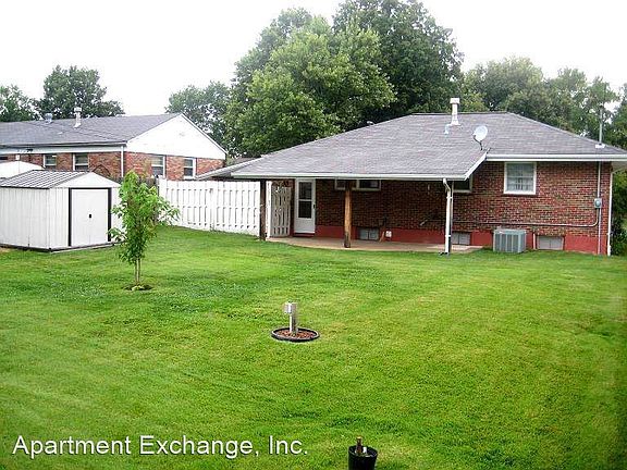 3rd image of 50 W Saint Anthony Ln