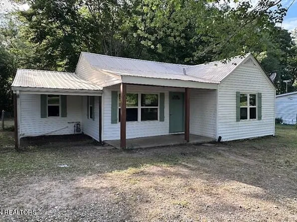 1282 Main St, Baxter, TN 38544