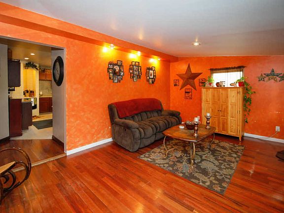 3rd image of 107 Willison Ave